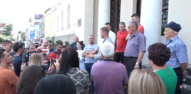 BL: Protest mještana Donjih Kola zbog vode (VIDEO)