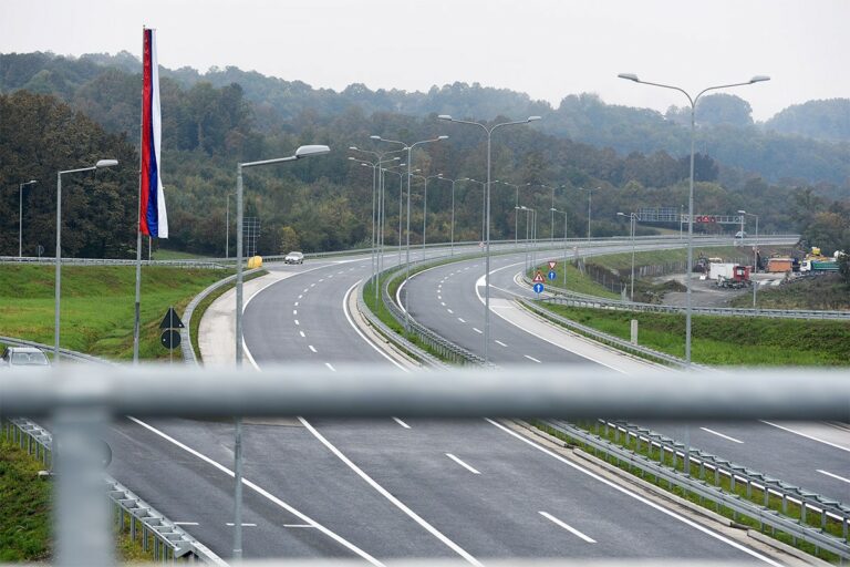 U nedelju će biti obustavljen saobraćaja na dionici autoputa 9. januar povodom održavanja Međunarodne biciklističke trke “Beograd – Banjaluka 2024”