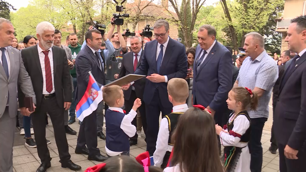 Srbija će Bileći pomoći sa 500.000 evra; Vujović: Posjeta Vučića i Dodika istorijska (VIDEO)