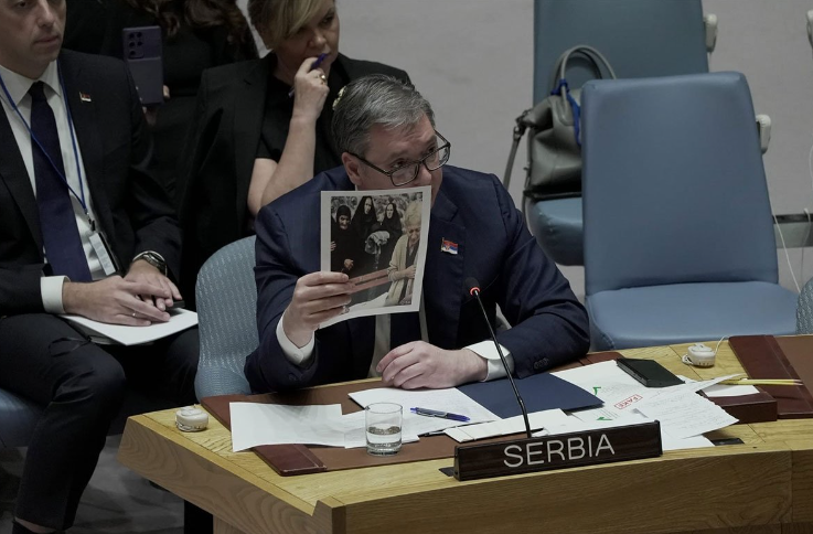Vučić na sjednici SB UN pokazao fotografiju silovane Srpkinje