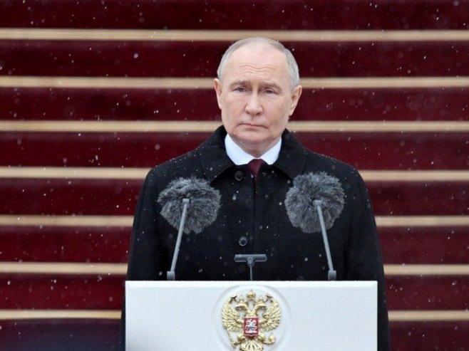 Putin: Nikome nećemo dozvoliti da nam prijeti, naše strateške snage uvijek su u pripravnosti
