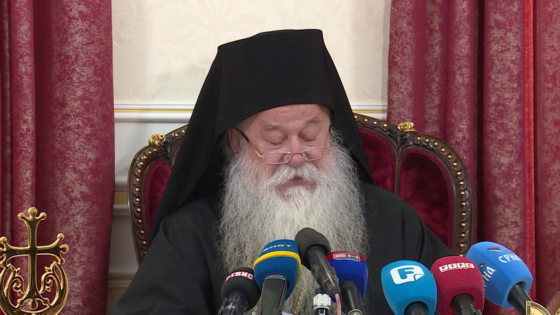Mitropolit Hrizostom u vaskršnjoj poruci pozvao na pomirenje i ljudske razgovore (VIDEO)