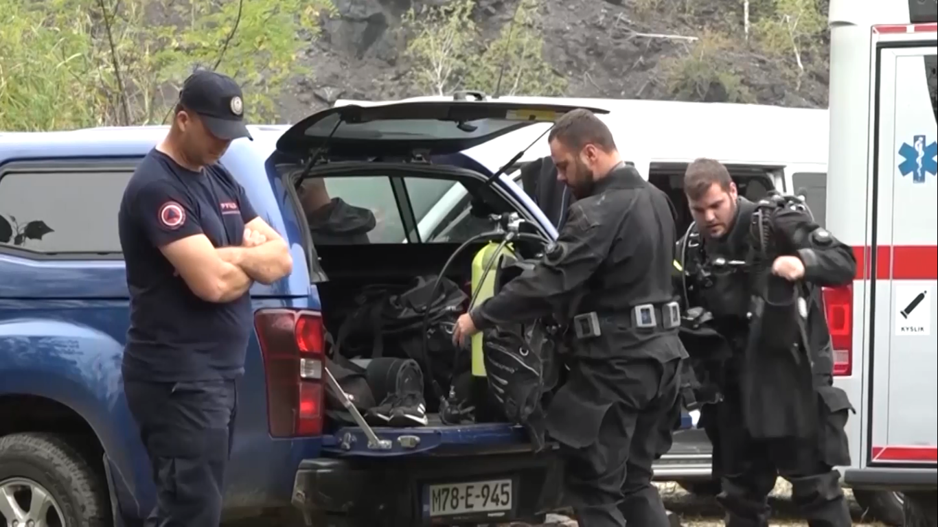 Uklanjanje ubojitih sredstava iz rijeke Sane u Prijedoru (VIDEO)