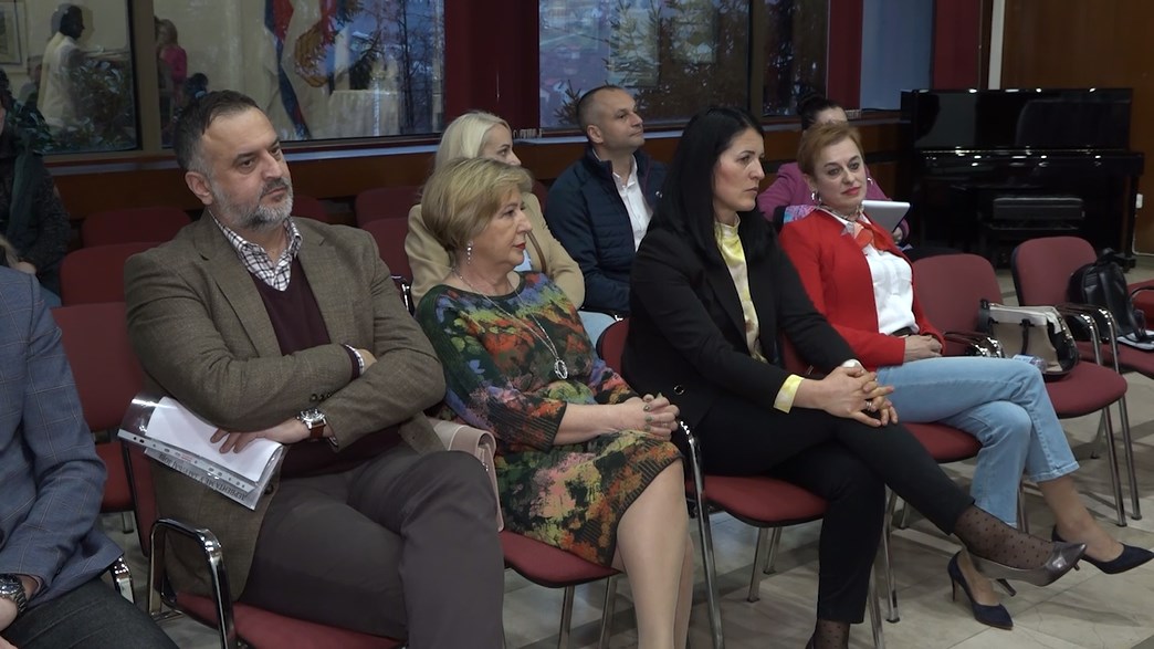 U Derventi otvoren prvi festival poezije (VIDEO)