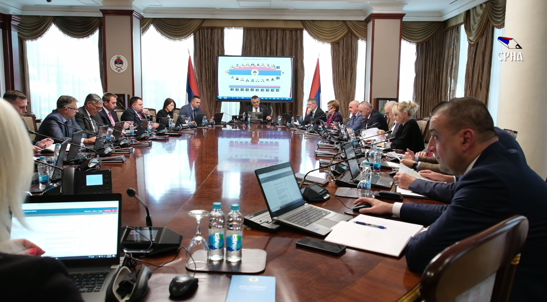 Vlada RS pruža podršku zaštiti potrošača i uzima kredit za put Šćepan Polje (VIDEO)
