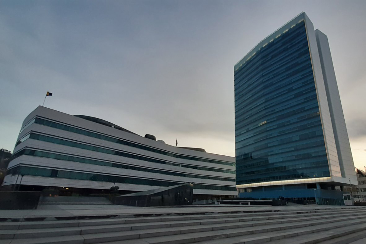 Po 1.000 KM jednokratne novčane pomoći zaposlenima u zajedničkim institucijama BiH (VIDEO)