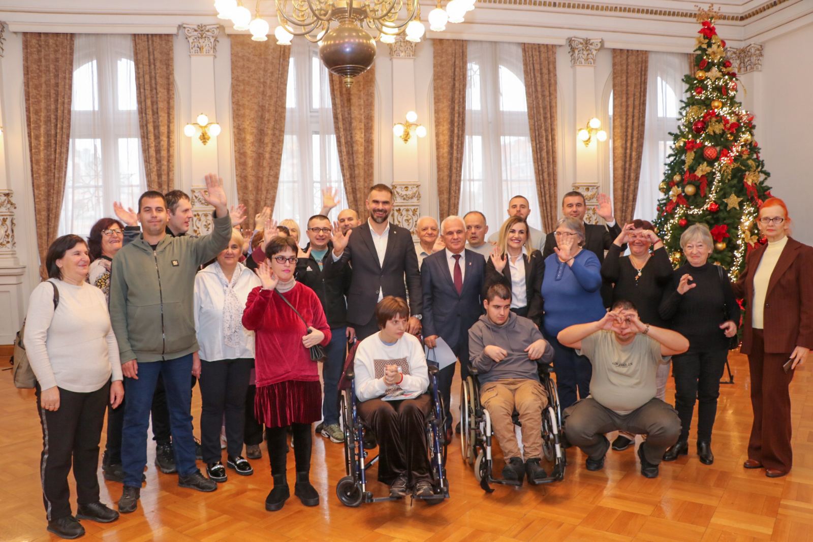 Arlov na prijemu kod gradonacelnika Novog Sada Žarka Mićina