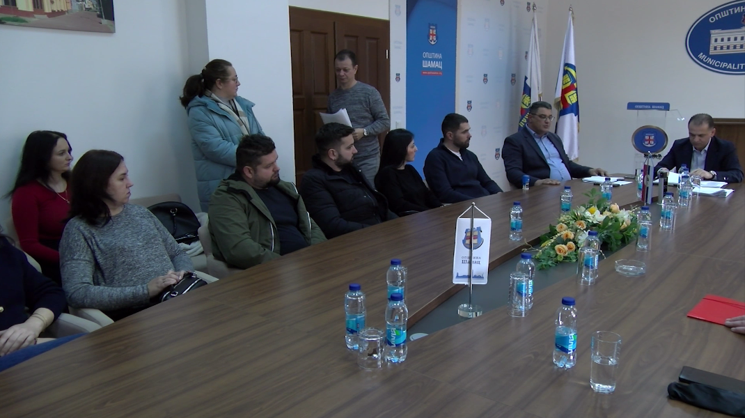 Šamac izdvaja 70 000 km podsticaja malim privrednicima (VIDEO)